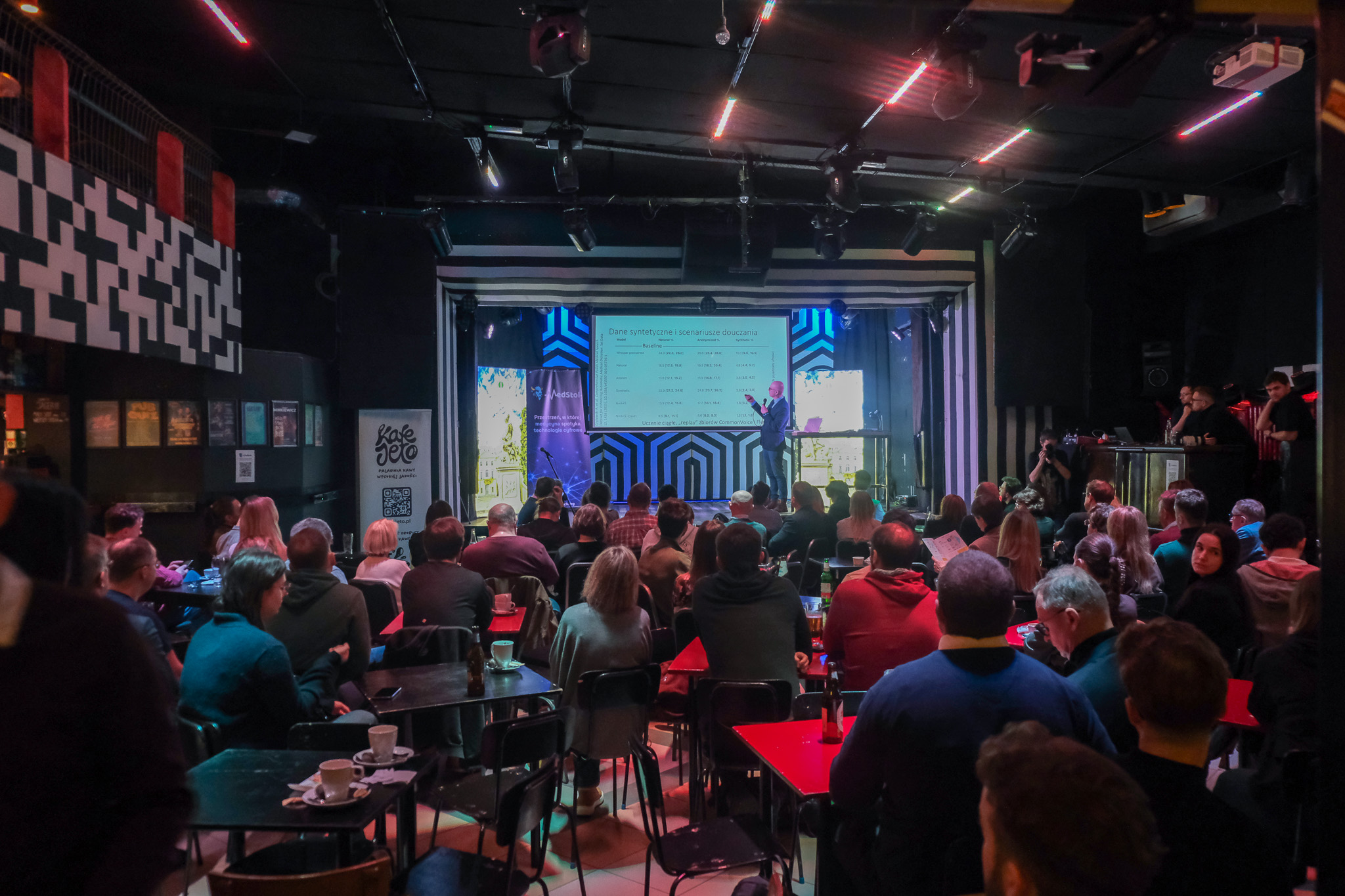 Link: Pierwszy MedStok za nami. Co wiemy o współpracy lekarzy i AI?