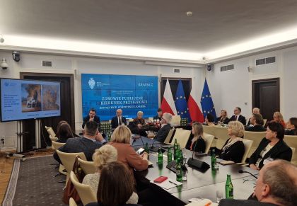 Link: Zdrowie publiczne - kierunek przyszłości? - dyskusja w Senacie