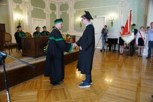 Absolwenci farmacji UMB uroczyście odebrali dyplomy Absolwenci farmacji UMB uroczyście odebrali dyplomy