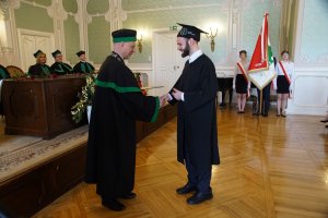 Absolwenci farmacji UMB uroczyście odebrali dyplomy Absolwenci farmacji UMB uroczyście odebrali dyplomy