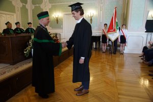 Absolwenci farmacji UMB uroczyście odebrali dyplomy Absolwenci farmacji UMB uroczyście odebrali dyplomy