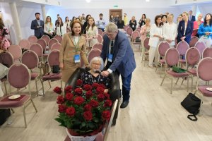 Benefis z okazji 90. urodzin prof. Idy Kinalskiej zwieńczył Podlaskie Dni Endokrynologiczno–Diabetologiczne Benefis z okazji 90. urodzin prof. Idy Kinalskiej zwieńczył Podlaskie Dni Endokrynologiczno–Diabetologiczne