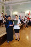 Ponad 300 absolwentów pielęgniarstwa, położnictwa i fizjoterapii UMB odebrało dziś uroczyście dyplomy Ponad 300 absolwentów pielęgniarstwa, położnictwa i fizjoterapii UMB odebrało dziś uroczyście dyplomy