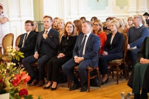 Ponad 300 absolwentów pielęgniarstwa, położnictwa i fizjoterapii UMB odebrało dziś uroczyście dyplomy Ponad 300 absolwentów pielęgniarstwa, położnictwa i fizjoterapii UMB odebrało dziś uroczyście dyplomy