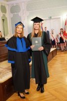 Ponad 300 absolwentów pielęgniarstwa, położnictwa i fizjoterapii UMB odebrało dziś uroczyście dyplomy Ponad 300 absolwentów pielęgniarstwa, położnictwa i fizjoterapii UMB odebrało dziś uroczyście dyplomy