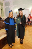 Ponad 300 absolwentów pielęgniarstwa, położnictwa i fizjoterapii UMB odebrało dziś uroczyście dyplomy Ponad 300 absolwentów pielęgniarstwa, położnictwa i fizjoterapii UMB odebrało dziś uroczyście dyplomy