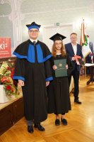 Ponad 300 absolwentów pielęgniarstwa, położnictwa i fizjoterapii UMB odebrało dziś uroczyście dyplomy Ponad 300 absolwentów pielęgniarstwa, położnictwa i fizjoterapii UMB odebrało dziś uroczyście dyplomy