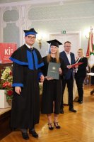 Ponad 300 absolwentów pielęgniarstwa, położnictwa i fizjoterapii UMB odebrało dziś uroczyście dyplomy Ponad 300 absolwentów pielęgniarstwa, położnictwa i fizjoterapii UMB odebrało dziś uroczyście dyplomy