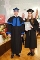 Ponad 300 absolwentów pielęgniarstwa, położnictwa i fizjoterapii UMB odebrało dziś uroczyście dyplomy Ponad 300 absolwentów pielęgniarstwa, położnictwa i fizjoterapii UMB odebrało dziś uroczyście dyplomy