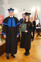 Ponad 300 absolwentów pielęgniarstwa, położnictwa i fizjoterapii UMB odebrało dziś uroczyście dyplomy Ponad 300 absolwentów pielęgniarstwa, położnictwa i fizjoterapii UMB odebrało dziś uroczyście dyplomy