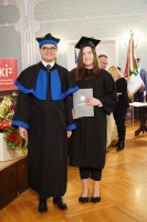 Ponad 300 absolwentów pielęgniarstwa, położnictwa i fizjoterapii UMB odebrało dziś uroczyście dyplomy Ponad 300 absolwentów pielęgniarstwa, położnictwa i fizjoterapii UMB odebrało dziś uroczyście dyplomy