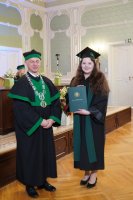 Absolwenci Farmacji UMB 2024 odebrali dyplomy Absolwenci Farmacji UMB 2024 odebrali dyplomy