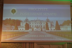 Ponad 150 naukowców świętowało awanse naukowe podczas Uroczystego Posiedzenia Senatu UMB 