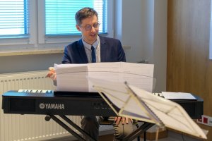 Muzyka na łagodzenie bólu w UDSK Muzyka na łagodzenie bólu w UDSK