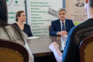 Porozumienie o współpracy: UMB i X Liceum Ogólnokształcące w Białymstoku Porozumienie o współpracy: UMB i X Liceum Ogólnokształcące w Białymstoku