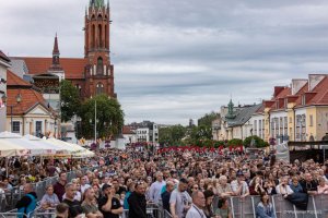 Ośrodek Badań Populacyjnych UMB i prof. Tomasz Hirnle z nagrodą Urbi Meritus Ośrodek Badań Populacyjnych UMB i prof. Tomasz Hirnle z nagrodą Urbi Meritus