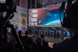 Kosmos inspiracji. Wizyta polskiego astronauty dr. Sławosza Uznańskiego-Wiśniewskiego w UMB Kosmos inspiracji. Wizyta polskiego astronauty dr. Sławosza Uznańskiego-Wiśniewskiego w UMB