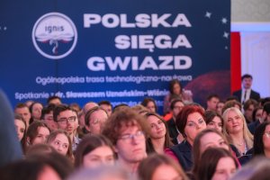 Kosmos inspiracji. Wizyta polskiego astronauty dr. Sławosza Uznańskiego-Wiśniewskiego w UMB Kosmos inspiracji. Wizyta polskiego astronauty dr. Sławosza Uznańskiego-Wiśniewskiego w UMB