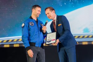 Kosmos inspiracji. Wizyta polskiego astronauty dr. Sławosza Uznańskiego-Wiśniewskiego w UMB Kosmos inspiracji. Wizyta polskiego astronauty dr. Sławosza Uznańskiego-Wiśniewskiego w UMB