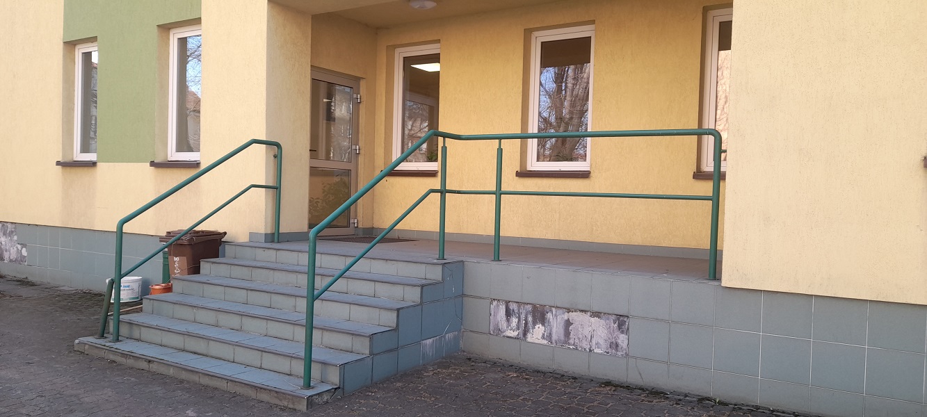 Opis alternatywny znajduje się w treści