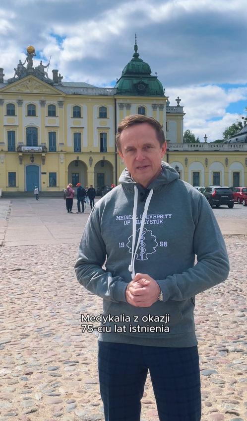 Retor Marcin Moniuszko na dziedzińcu Pałacu Branickich zaprasza na Medykalia 2025